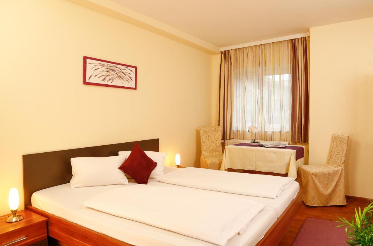 Pension Sendlhofer Радштадт Номер фото